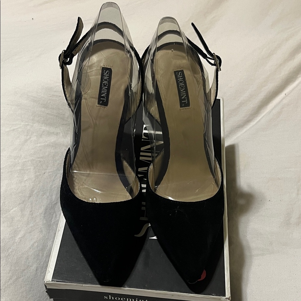 Black Women's suede heel 8.5